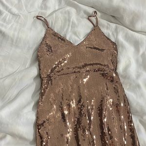 Beautiful Gold Sequin Dress